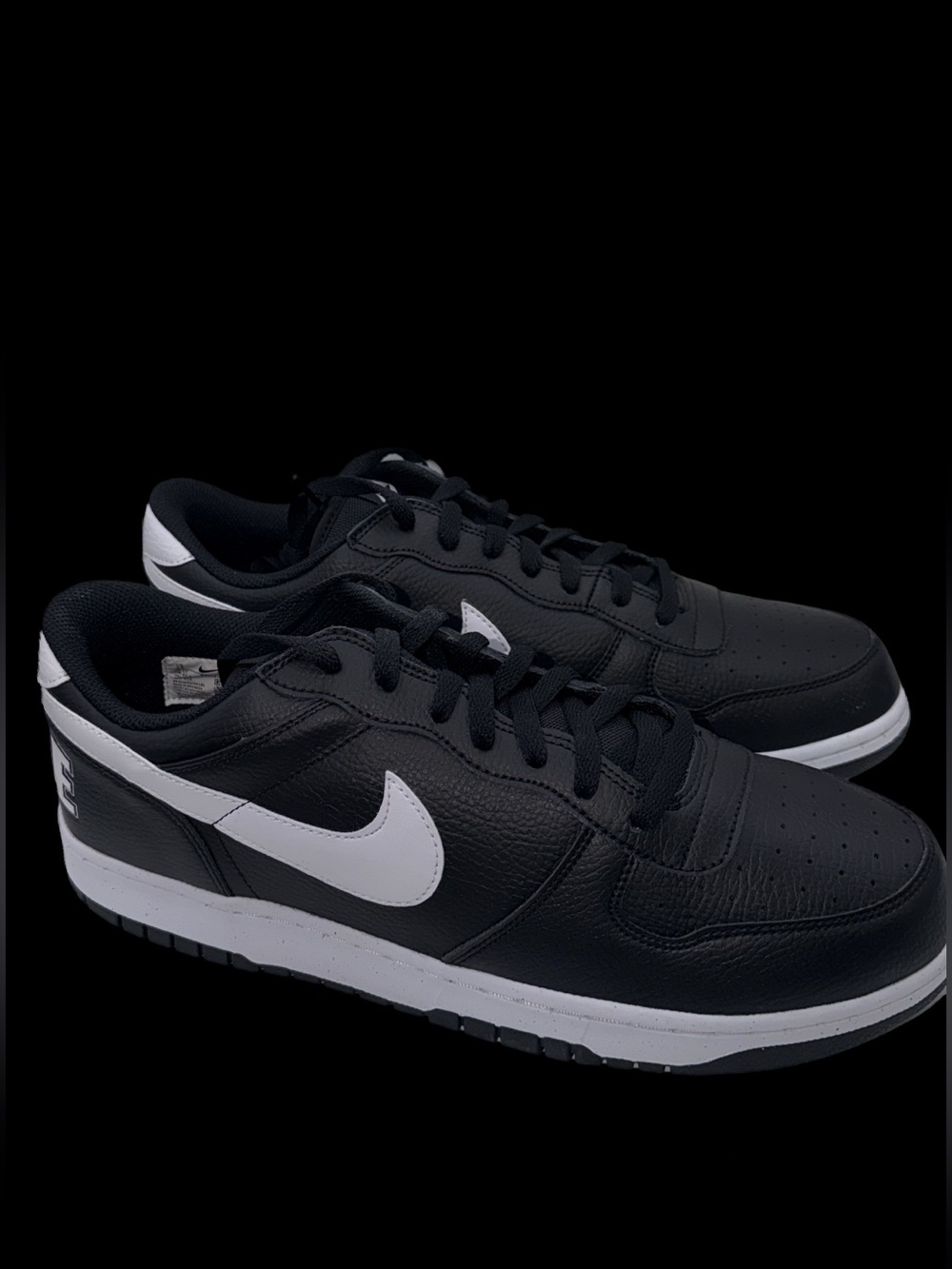 Nike Men’s Big Nike Low size 13